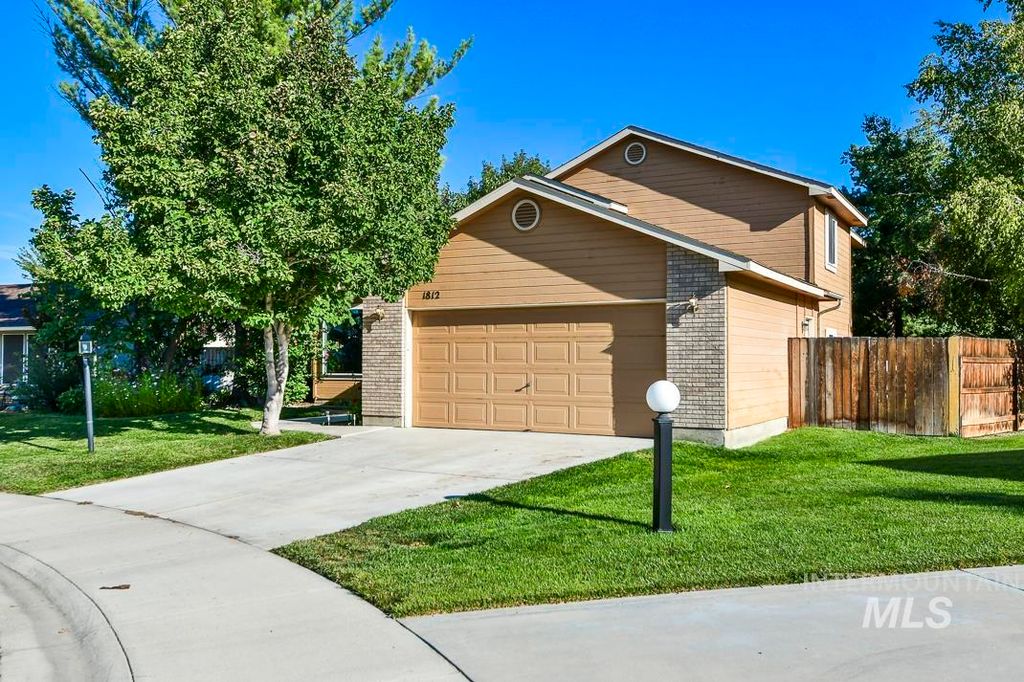 1812 E Green Meadow Ct, Meridian, ID 83646 Trulia