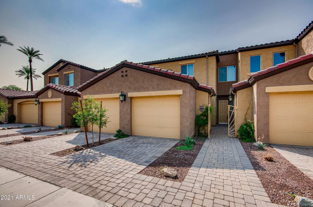 250 W Queen Creek Rd #154, Chandler, AZ 85248