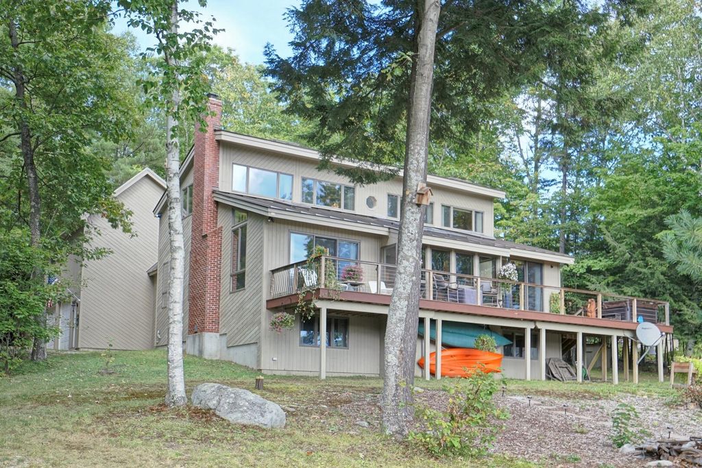 30 Hawk Ridge Road, Harrison, ME 04040