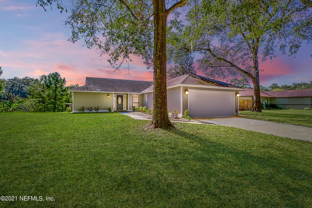 4532 Carolyn Cove Ln N, Jacksonville, FL 32258