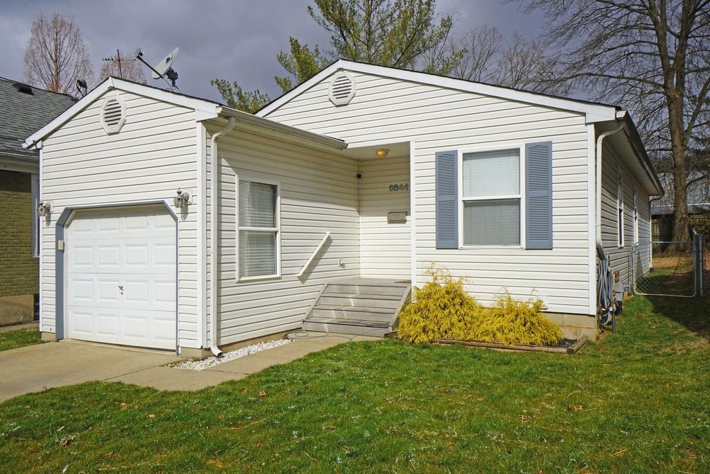 6844 Hurd Ave, Cincinnati, OH 45227