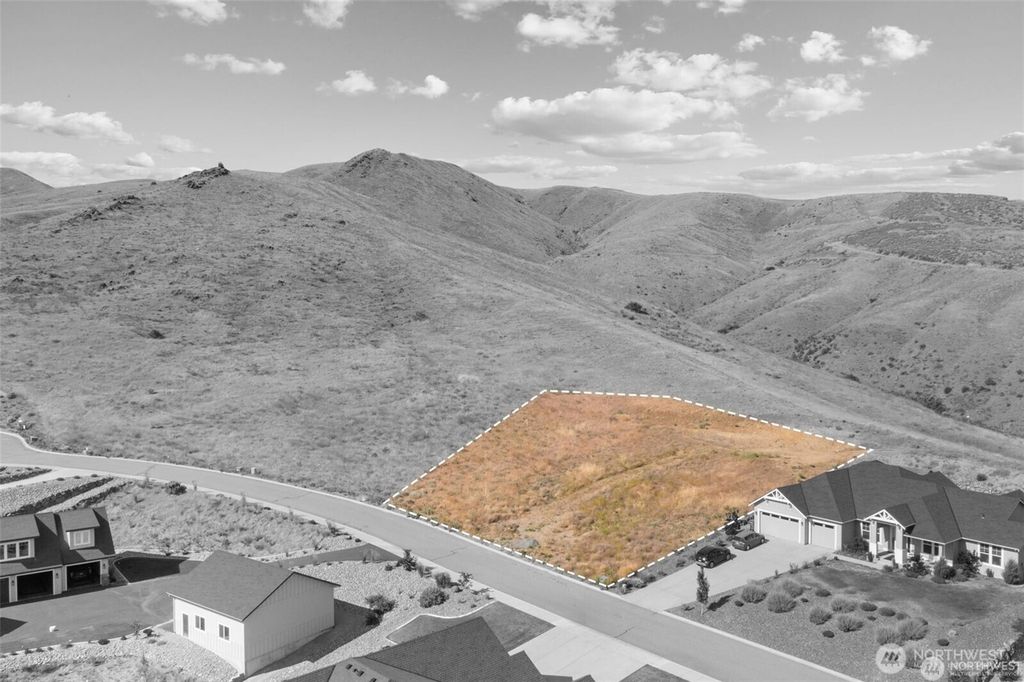 284 Burch Hollow Lane, Wenatchee, WA 98801