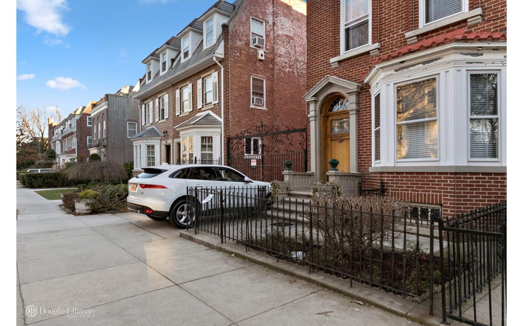 88 Midwood St, Brooklyn, NY 4 Bed, 3 Bath Townhouse 6 Photos Trulia