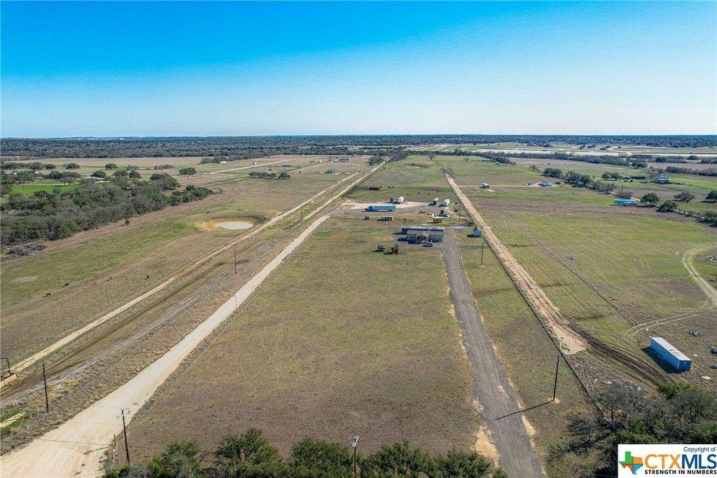 3273 County Road 233, Florence, TX 76527