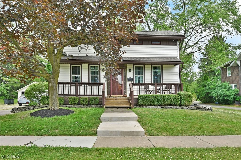 112 W  Main St, Canfield, OH 44406