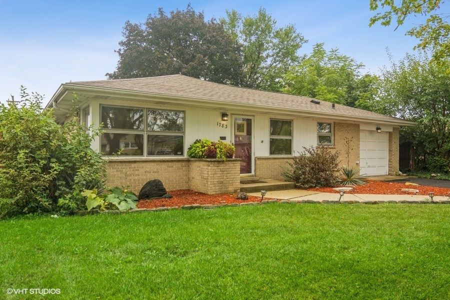 1783 E Lincoln Ave, Des Plaines, IL 60018