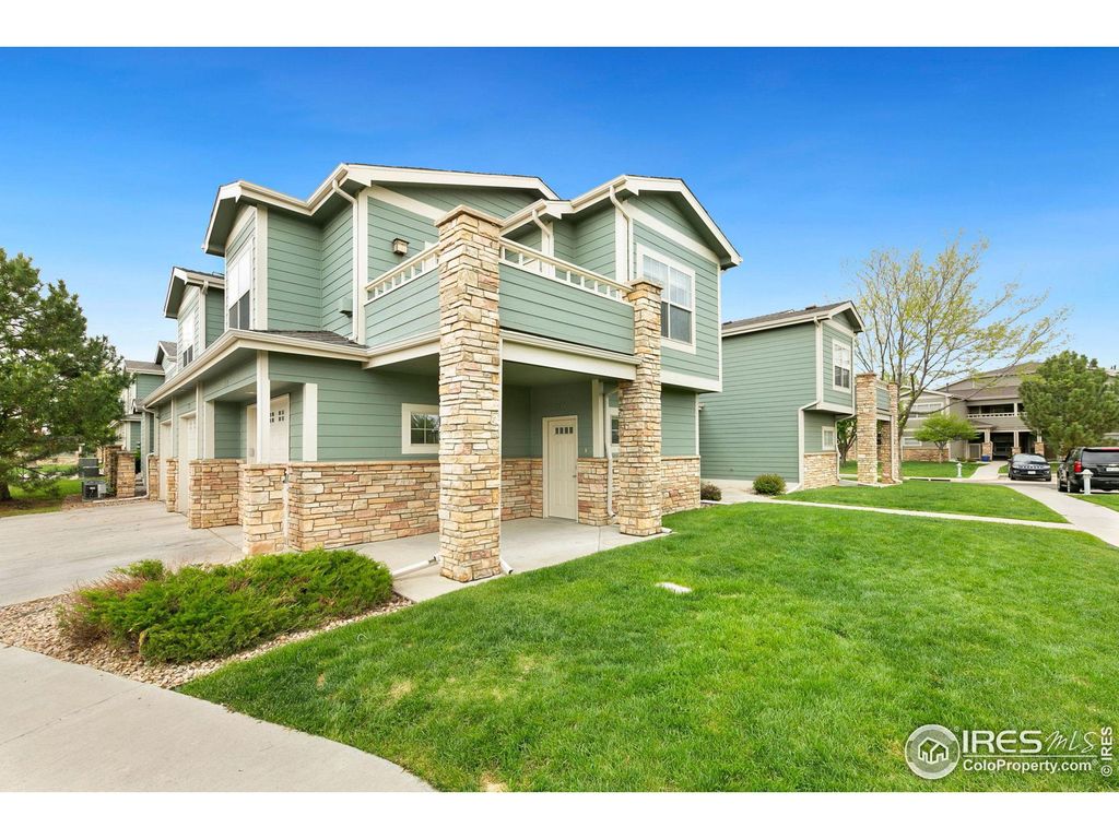 5775 29th St UNIT 712, Greeley, CO 80634