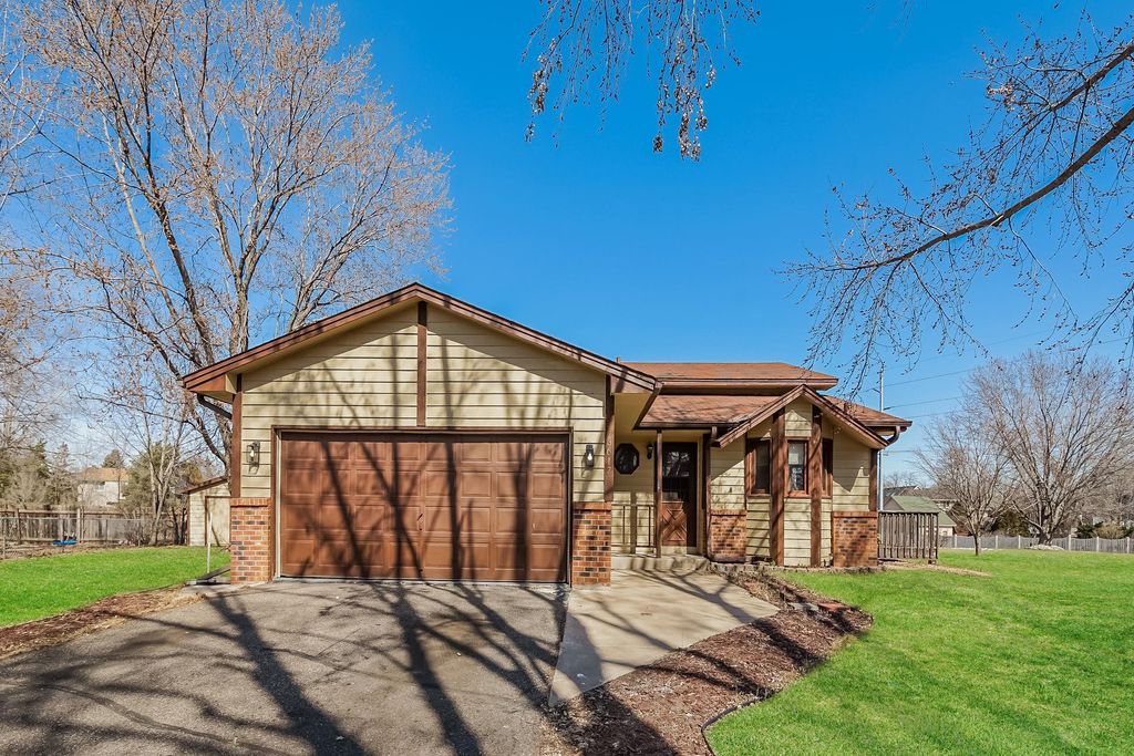 3617 121st Ave NW, Coon Rapids, MN 55433