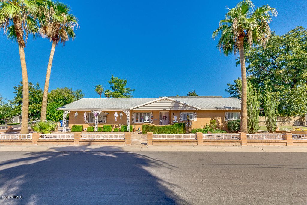 158 W 7th St, Mesa, AZ 85201