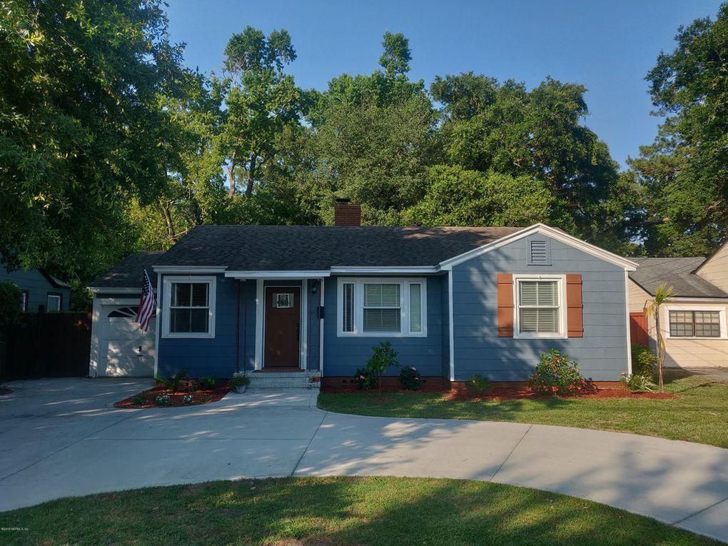 1527 Charon Rd, Jacksonville, FL 32205