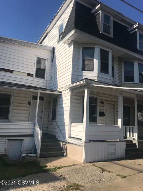 29 E 7th St, Mount Carmel, PA 17851