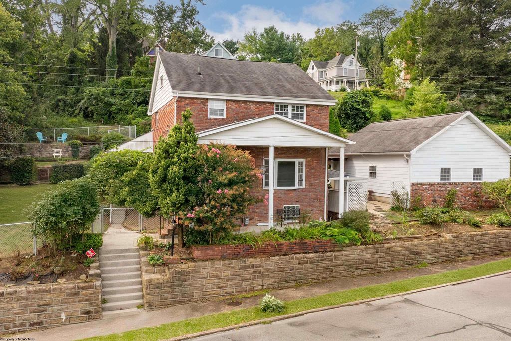 200 Logan Ave, Morgantown, WV 26501