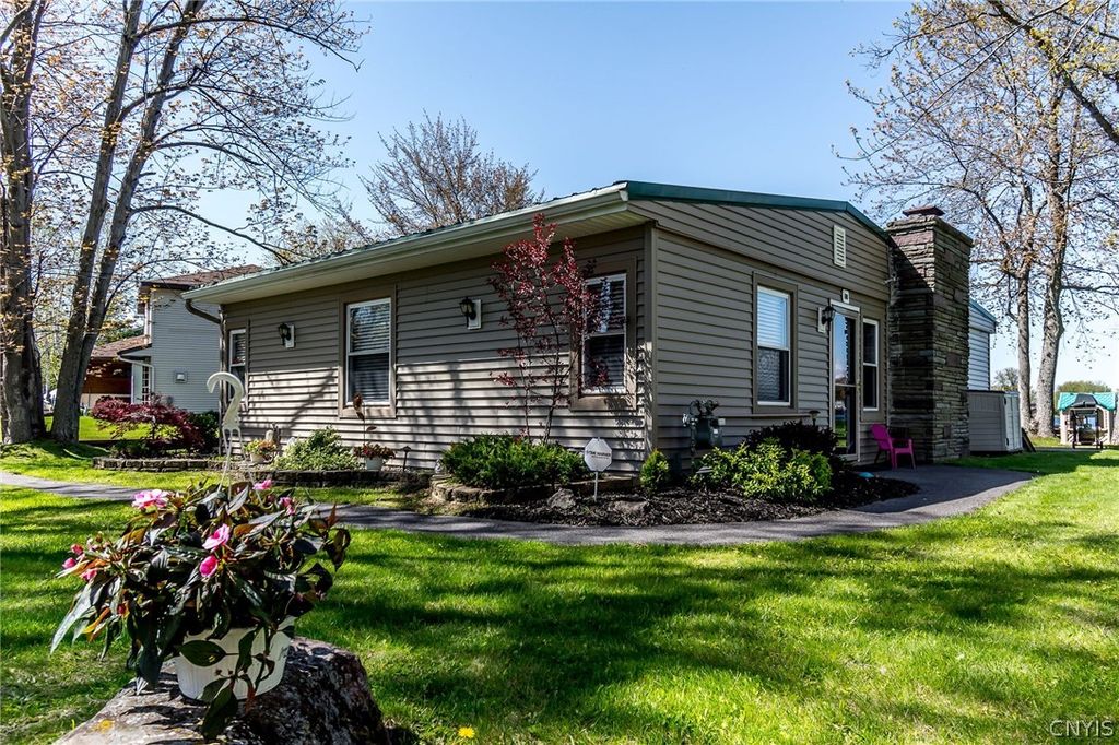 9082 Beach Rd A, Brewerton, NY 13029 Trulia