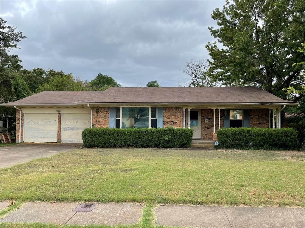 306 Azalea Ln, Duncanville, TX 75137