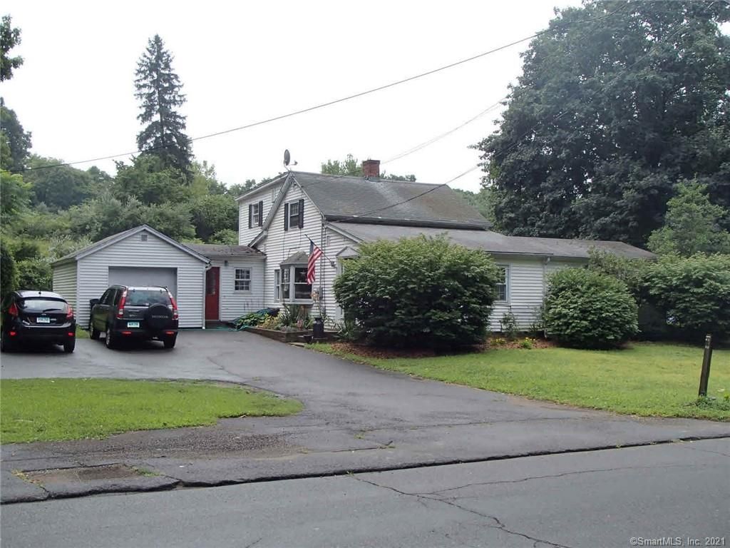 6 Riverside Rd, Sandy Hook, CT 06482