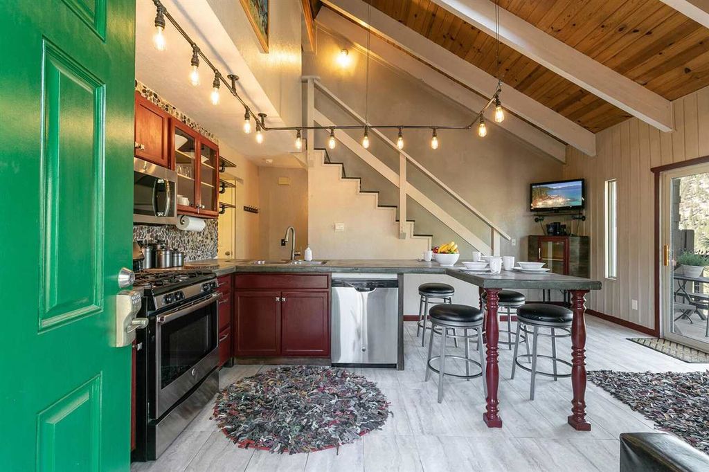 160 Tramway Dr #B, Stateline, NV 89449