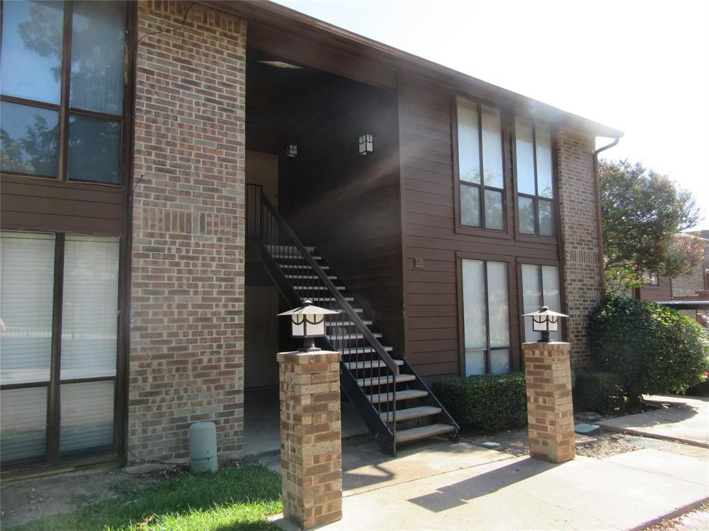7522 Holly Hill Dr #6, Dallas, TX 75231
