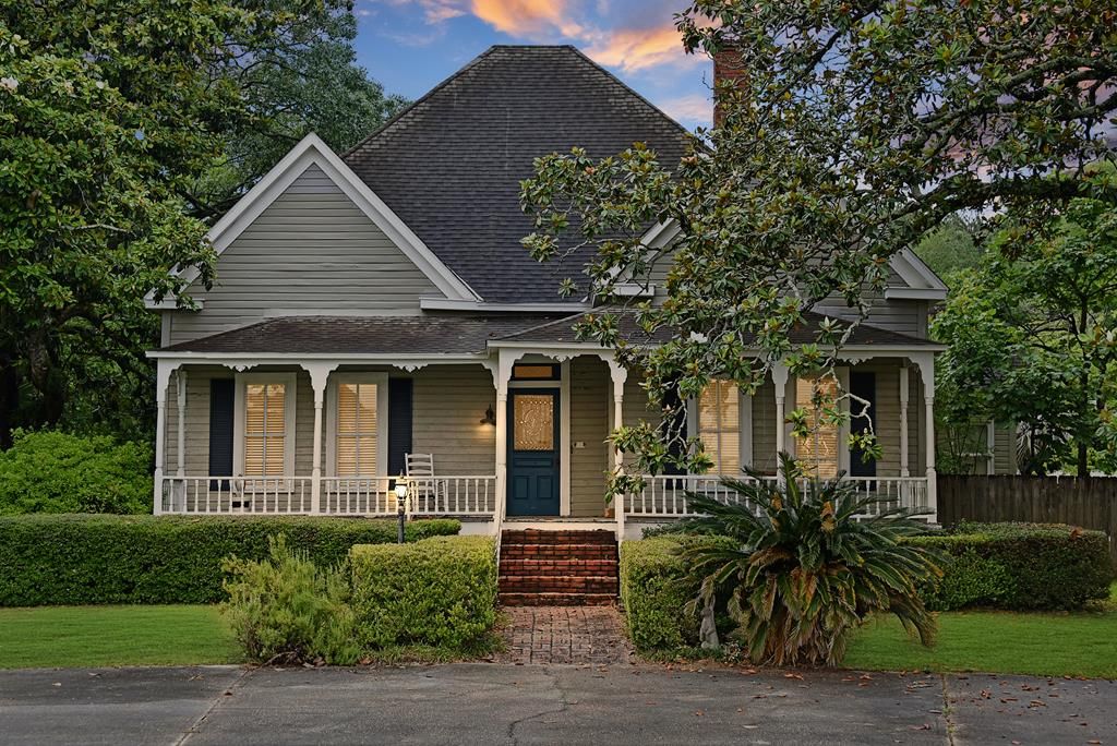 720 S Main St, Headland, AL 36345 Trulia