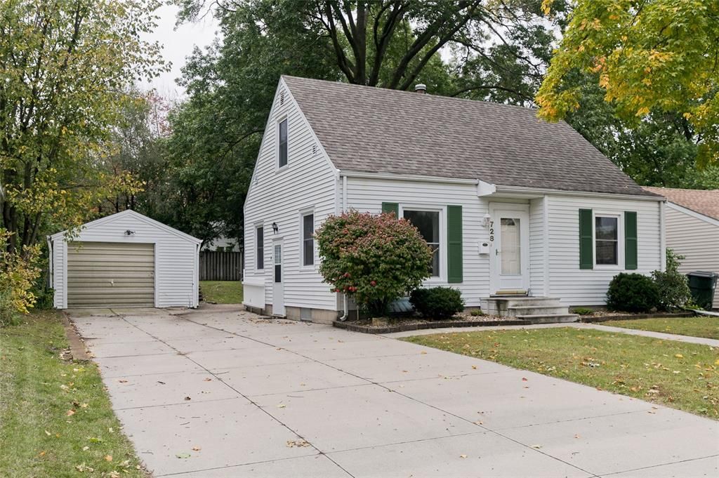 728 25th St NE, Cedar Rapids, IA 52402 Trulia