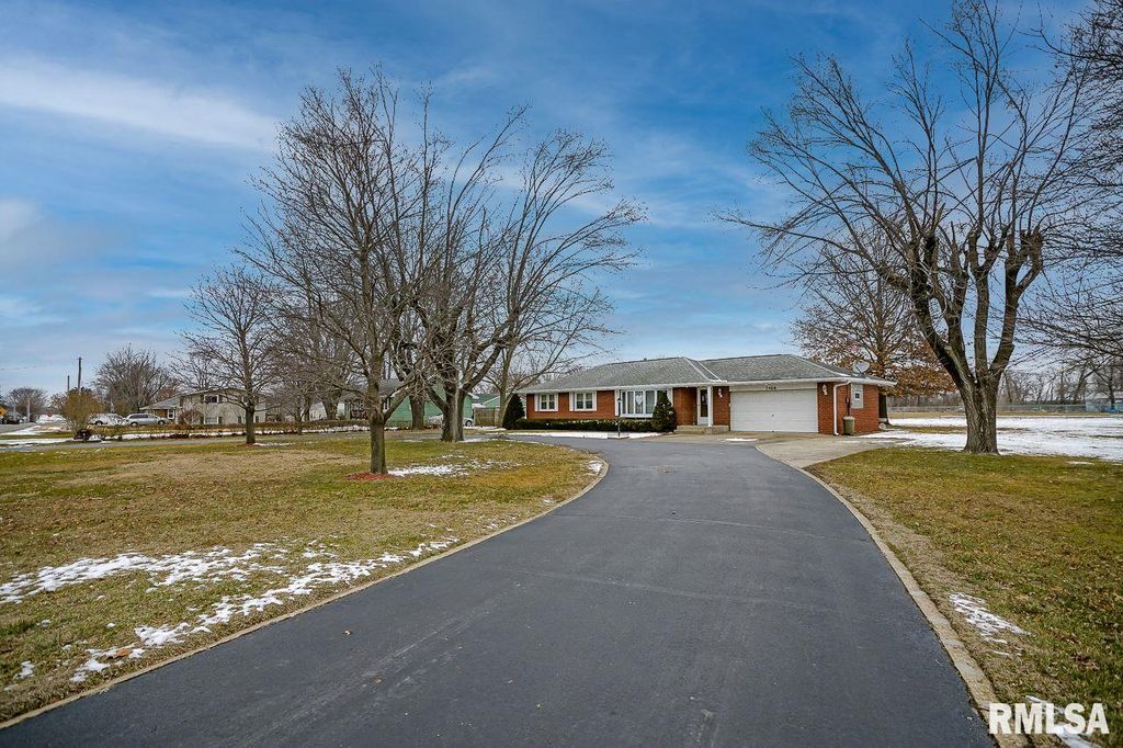 7468 Myrtle St, Manito, IL 61546 Trulia