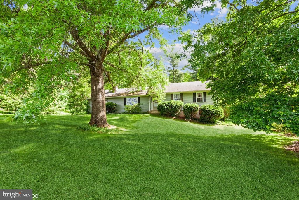 824 Rolling Ridge Dr, Westminster, MD 21157 Trulia