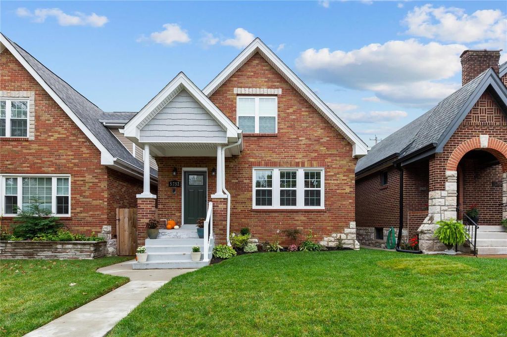5752 Winona Ave, Saint Louis, MO 63109