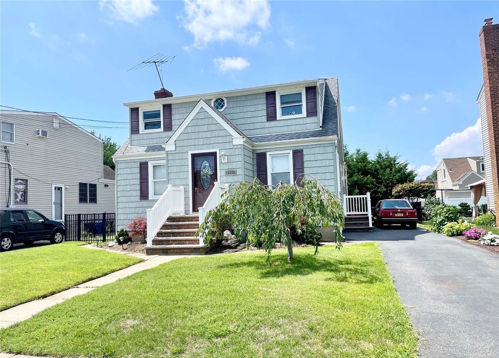2432 Woodland Avenue, Wantagh, NY 11793 Trulia