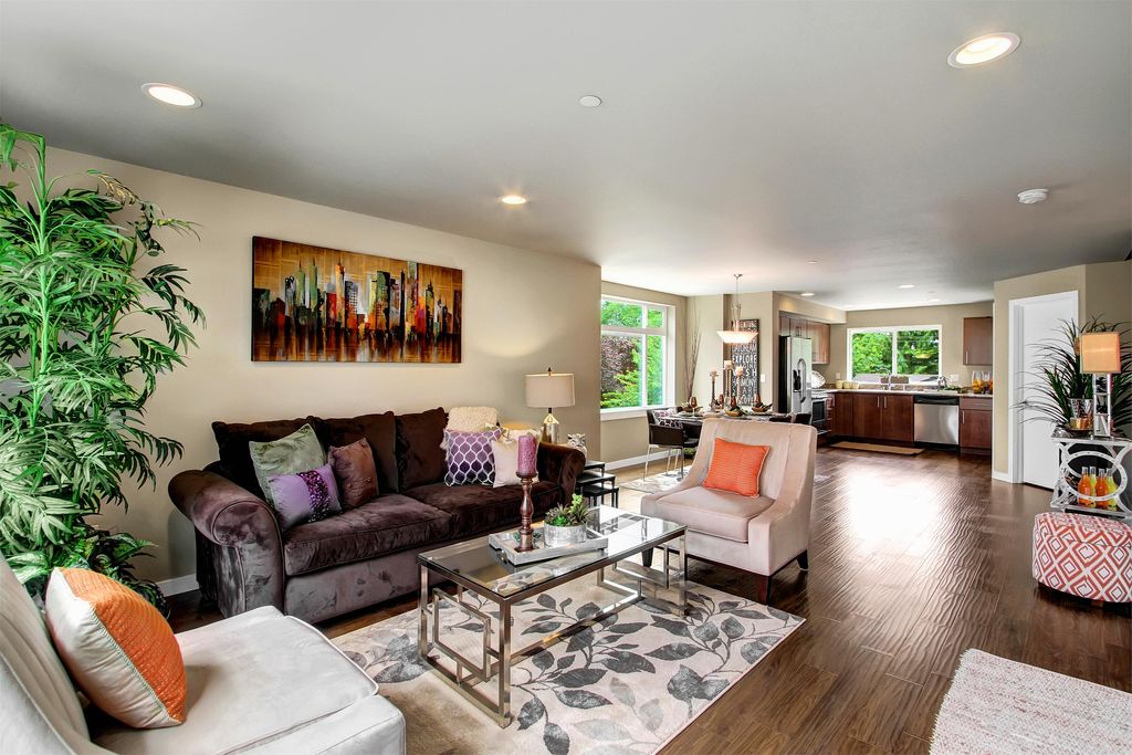 20005 Poplar Way #21, Lynnwood, WA 98036