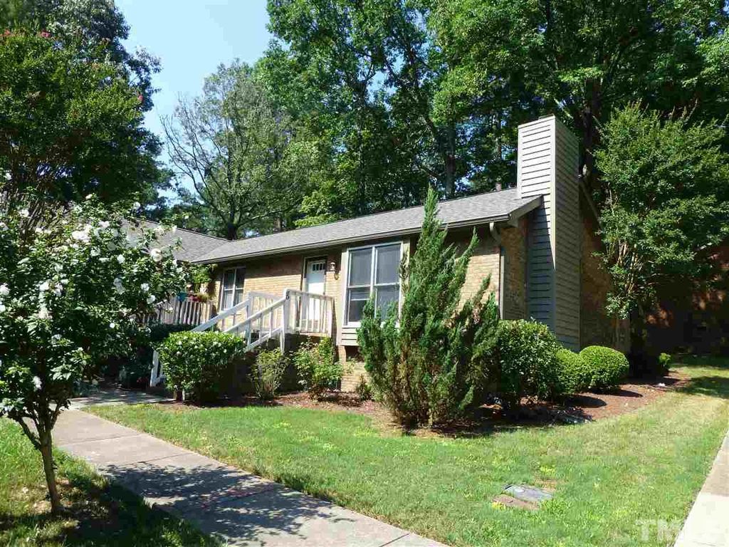 500 W Woodcroft Pkwy 6D, Durham, NC 2 Bed, 2 Bath Townhouse 38