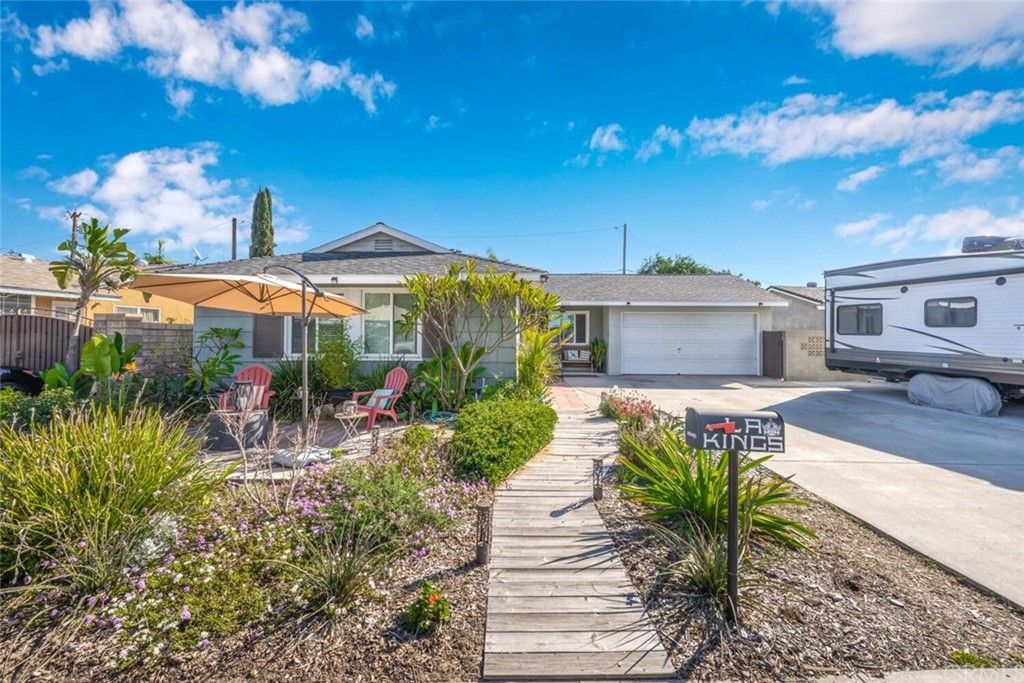 8322 Holder St, Buena Park, CA 90620