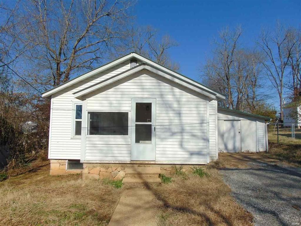 905 Washington St, Doniphan, MO 63935
