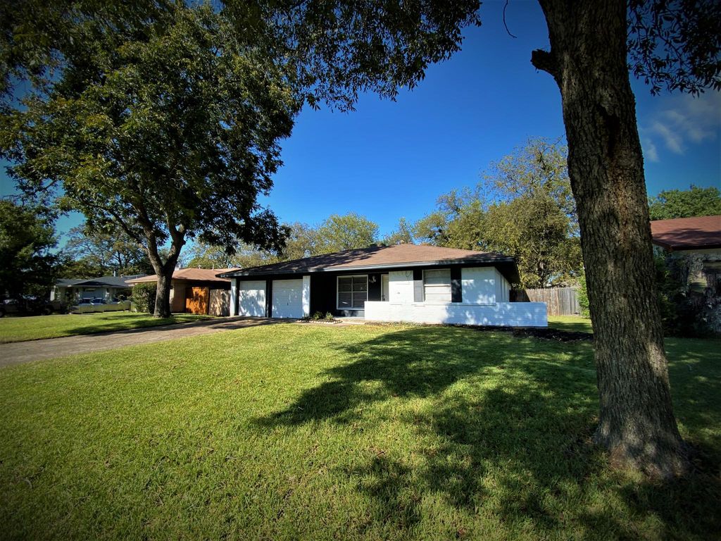 510 Melrose Dr, Richardson, TX 75080