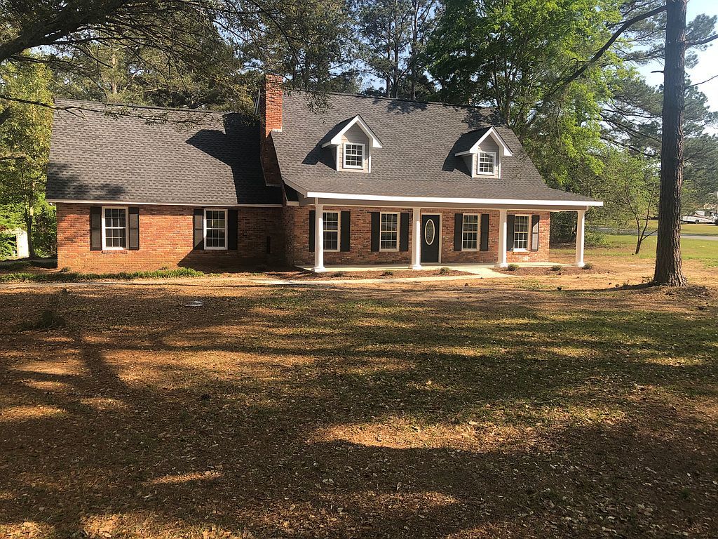 221 Smithfield Rd, Dublin, GA 31021