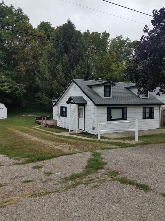 1128 S Riley Blvd, Franklin, OH 45005