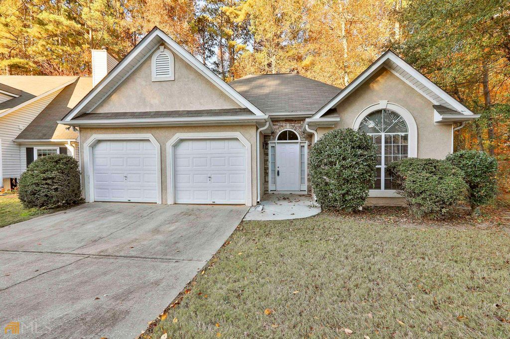 512 Clearwater Cv, Peachtree City, GA 30269