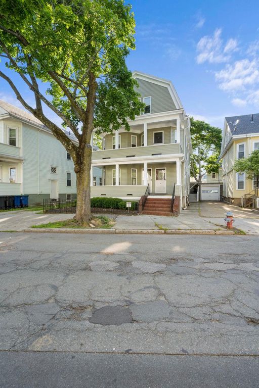 26 Pennsylvania Ave #26, Somerville, MA 02145