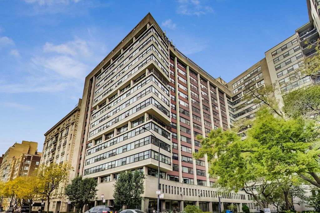 3410 N Lake Shore Dr #14F, Chicago, IL 60657