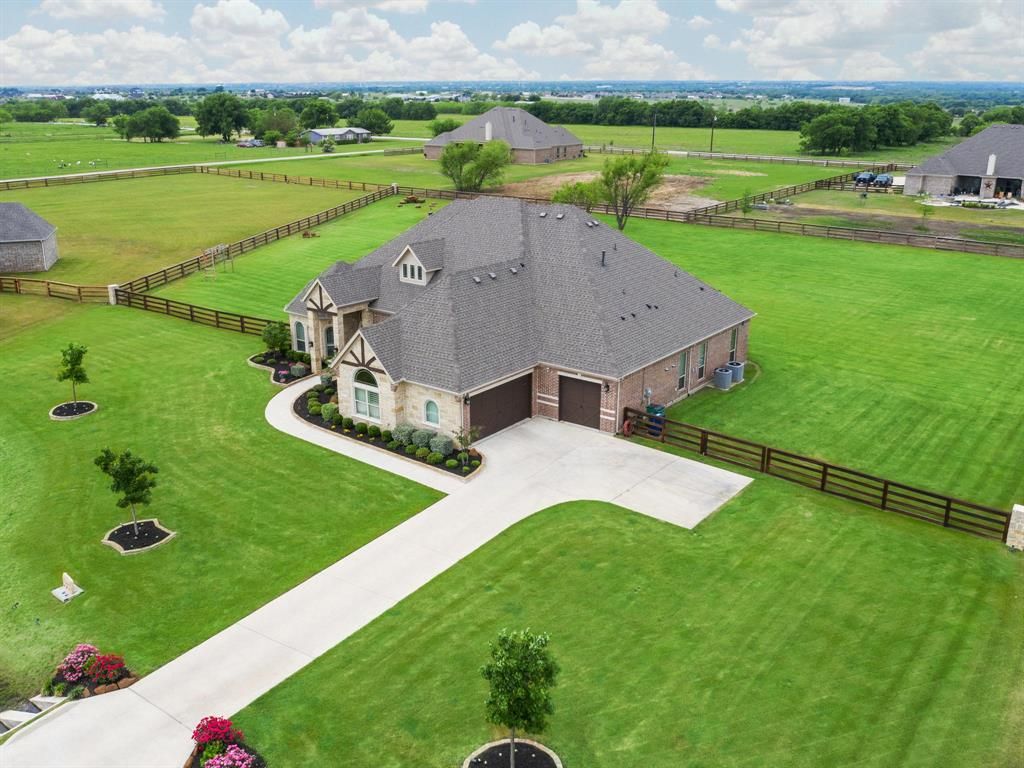 1325 Flanagan Farm Dr, Northlake, TX 4 Bed, 5 Bath SingleFamily Home