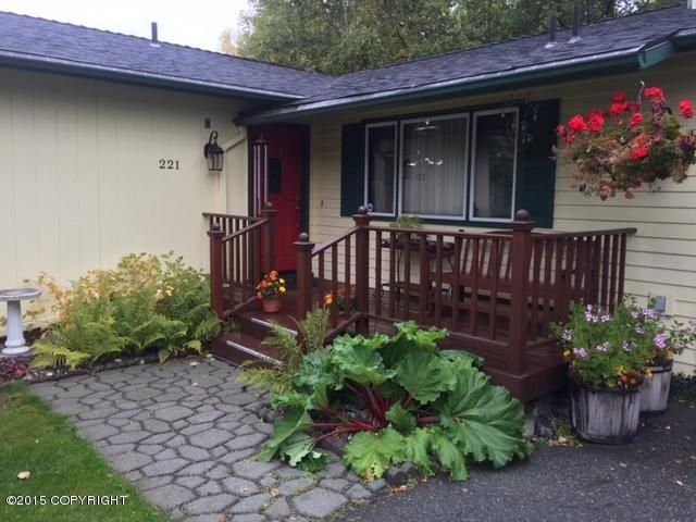 221 Langnes Ct, Anchorage, AK 99515