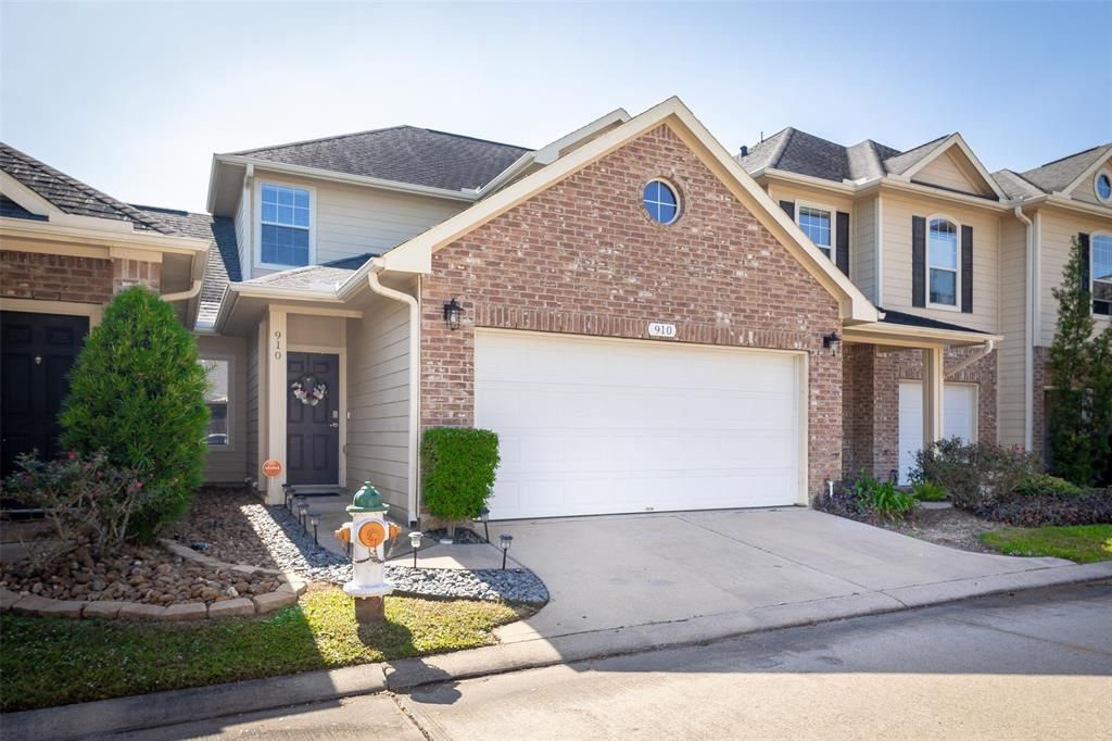 910 Sterling Creek Cir, Katy, TX 77450 2 Bed, 3 Bath