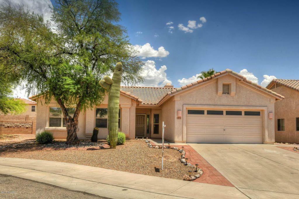 9162 N Treasure Mountain Dr, Tucson, AZ 85742