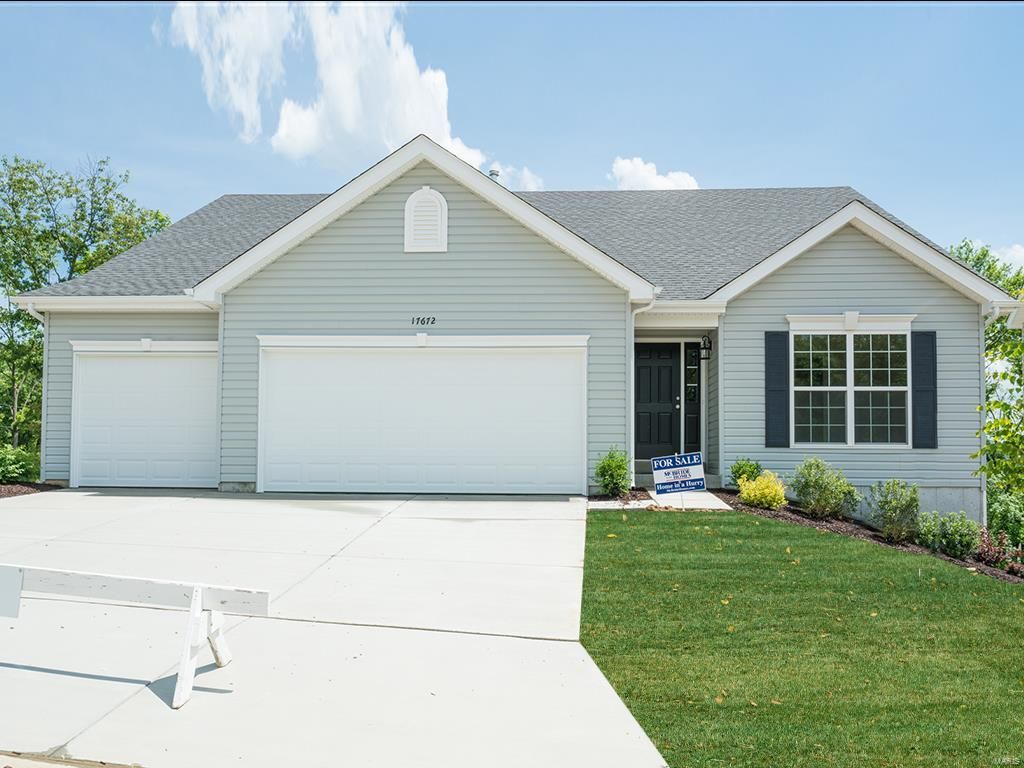 1680 Ridgeway Trail, Fenton, MO 63026