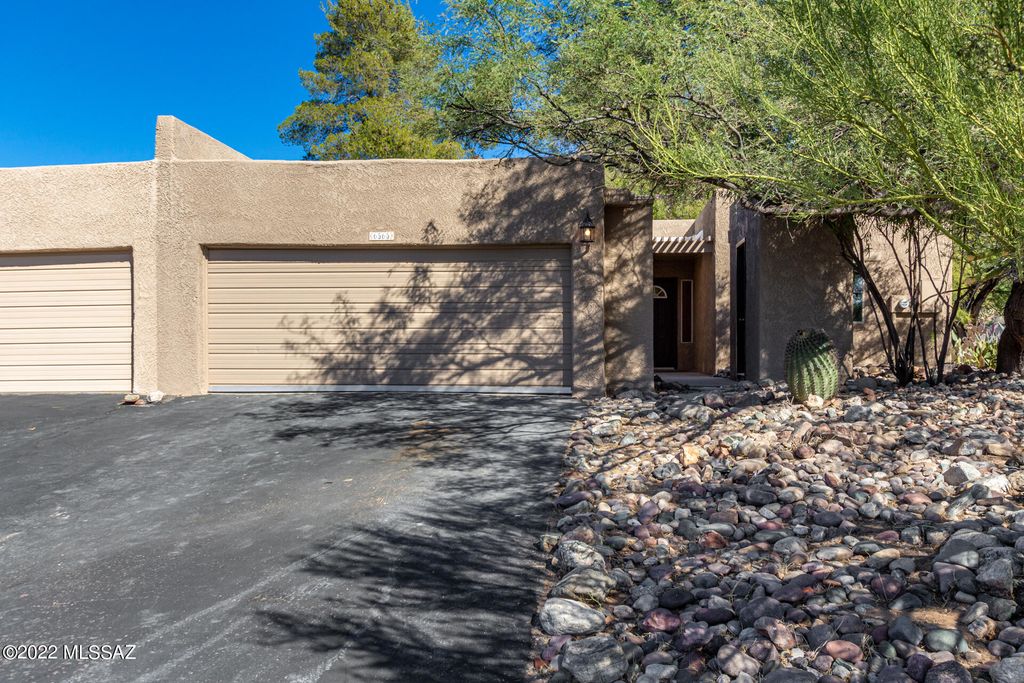 6565 N Foothills Dr, Tucson, AZ 85718 | MLS# 22303789 | Trulia 6565 N  Foothills Dr, Tucson, AZ 85718 | MLS# 22303789 | Trulia