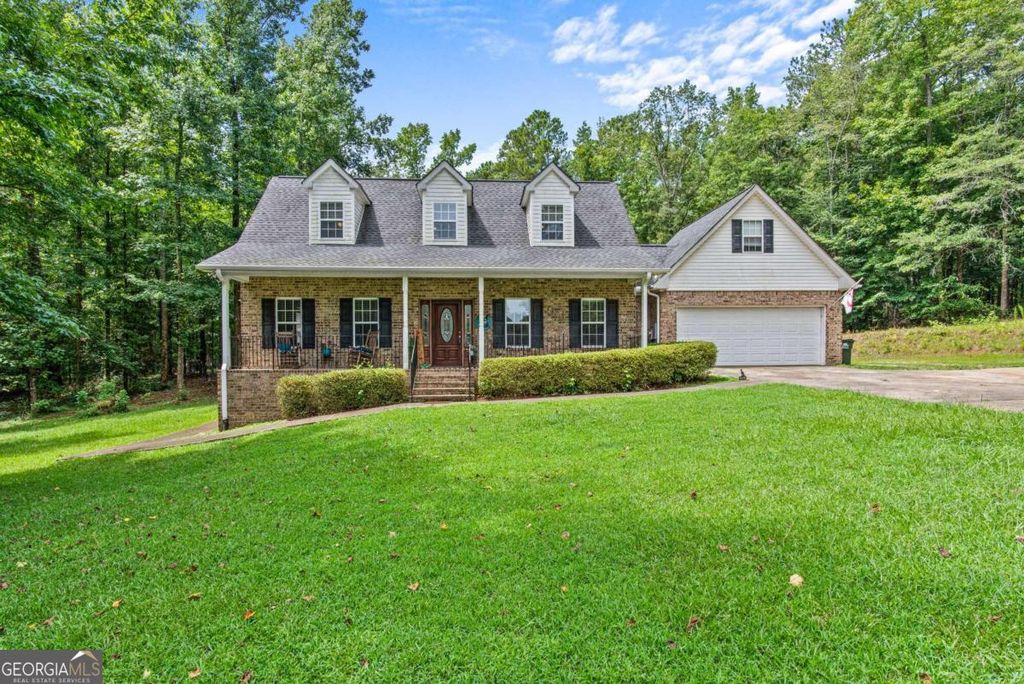 42 Patriot Ln, Winterville, GA 30683