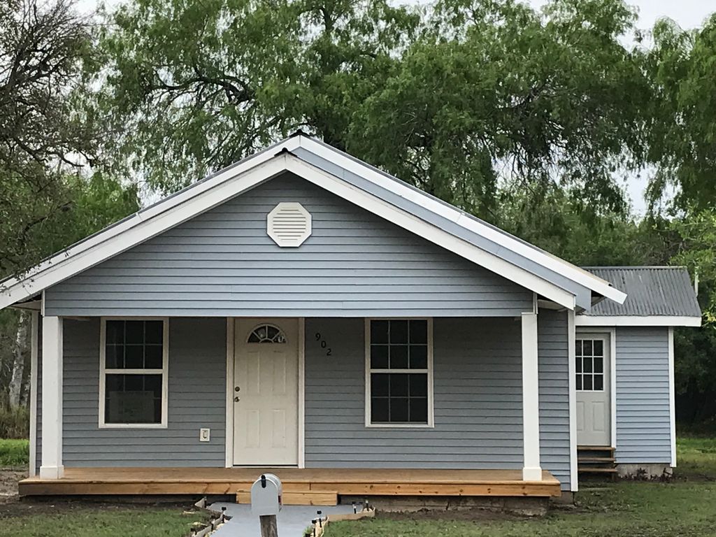 902 Burleson St, West, TX 78022 Trulia