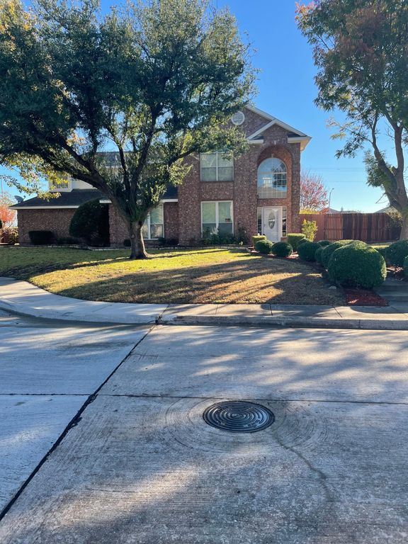 735 Oteca Dr, Desoto, TX 75115