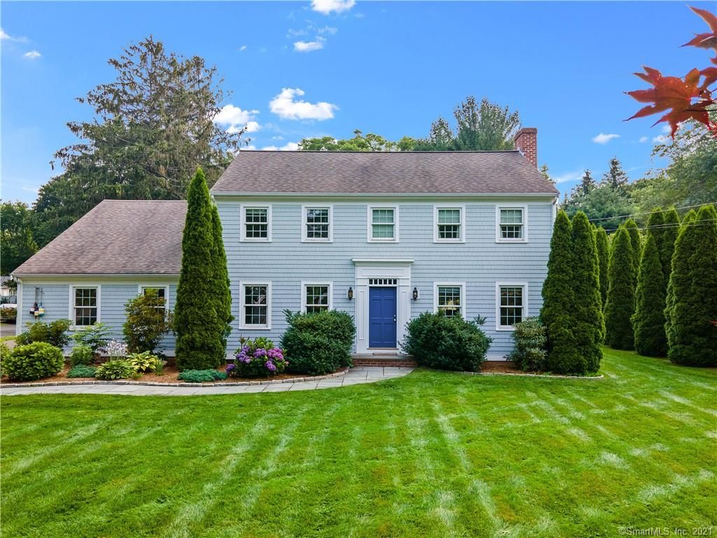 43 Shorelands Dr, Madison, CT 06443