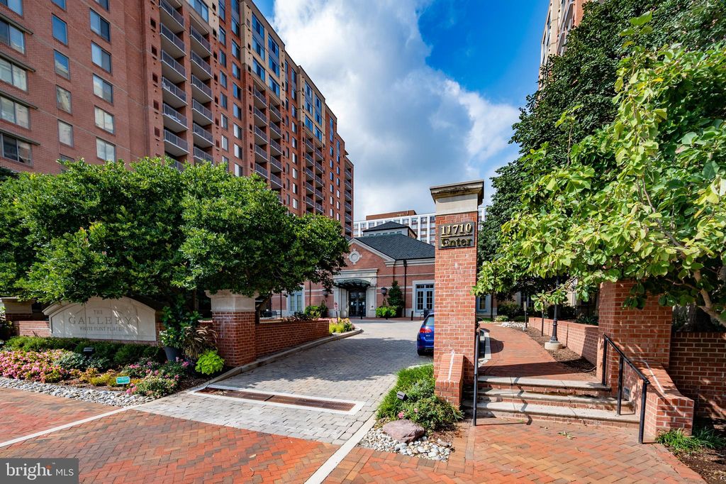 11710 Old Georgetown Rd #211, North Bethesda, MD 20852