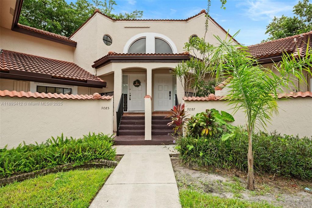 9087 W  Sunrise Blvd, Plantation, FL 33322