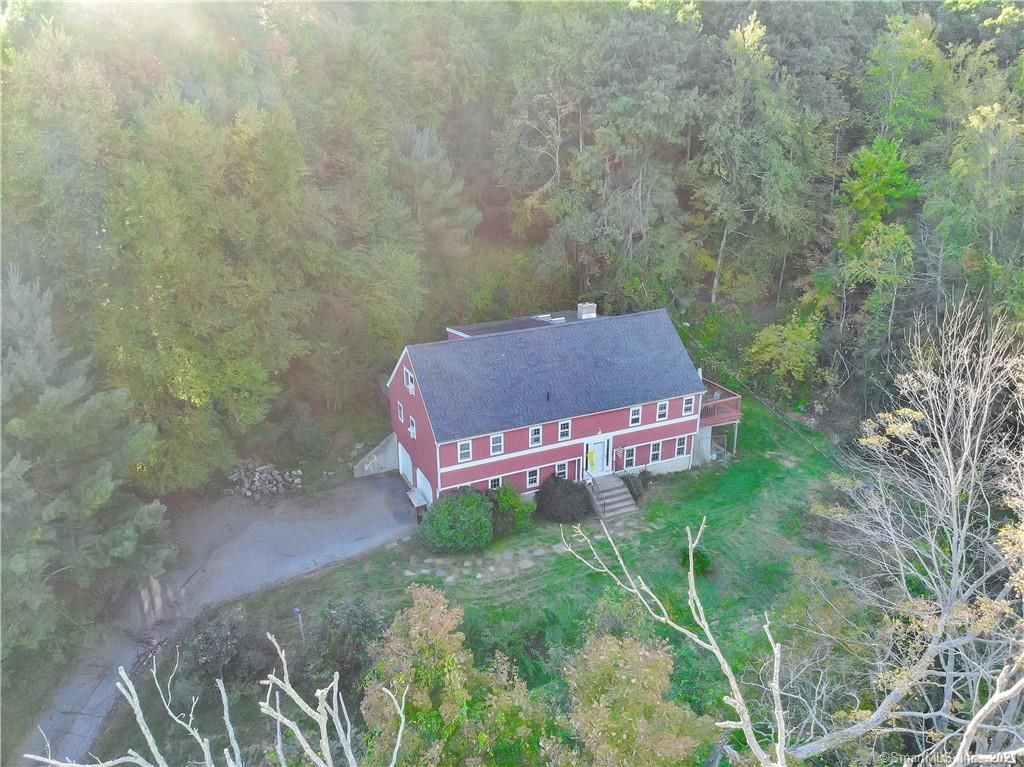 182 S Main St, Marlborough, CT 06447